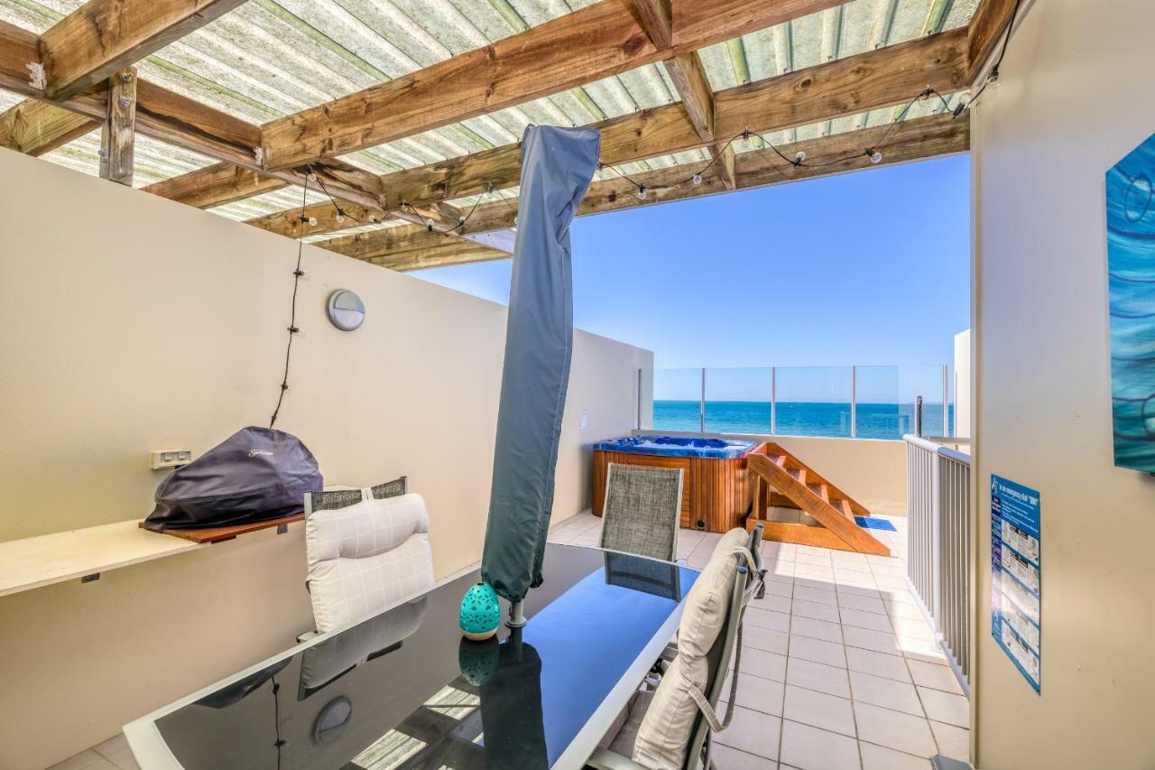 On The Beach Resort Bribie Island Woorim Exteriér fotografie